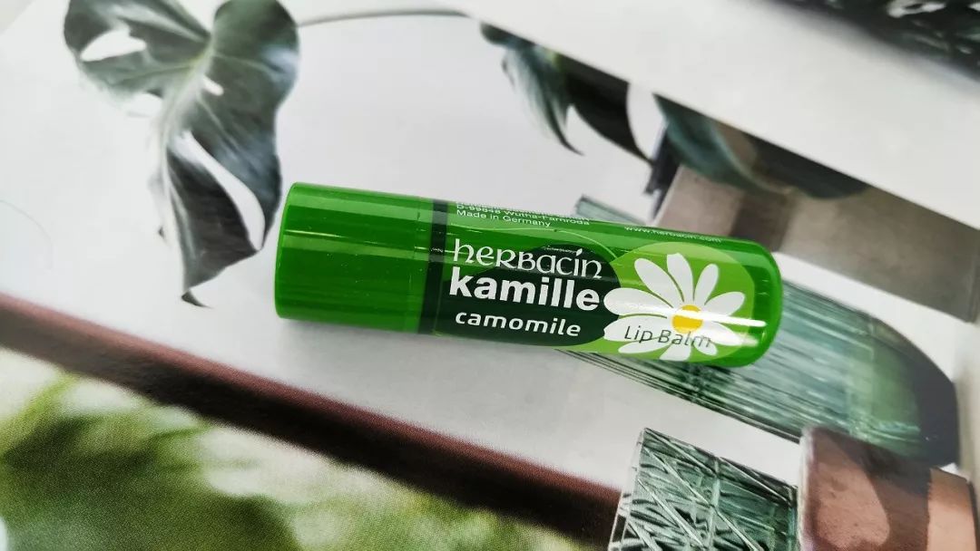 德国小甘菊护手霜出限量礼盒啦！J9国际集团拥有112年历史的(图3)