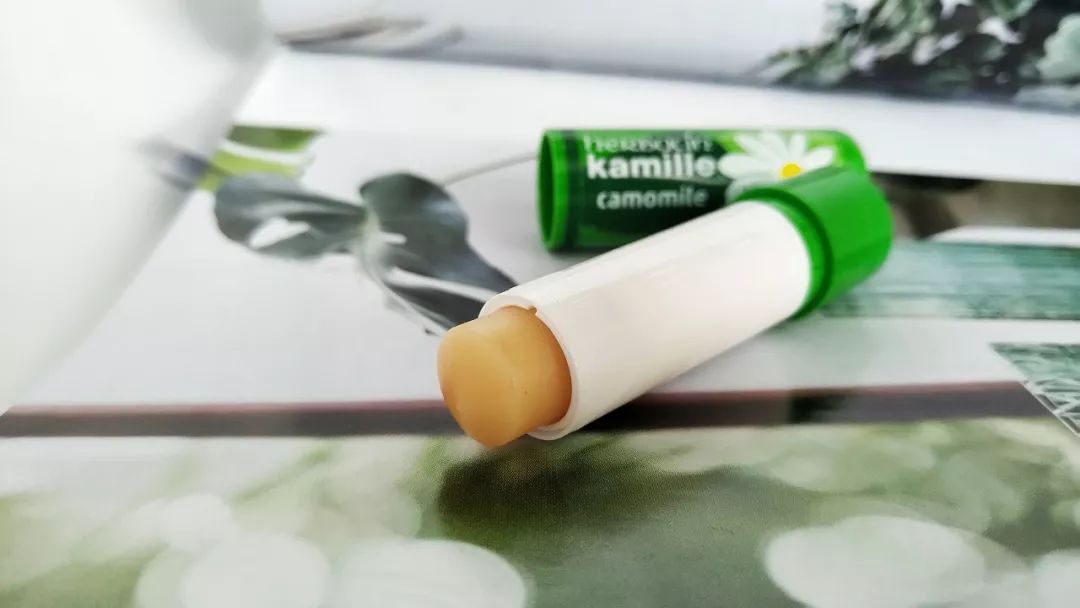 德国小甘菊护手霜出限量礼盒啦！J9国际集团拥有112年历史的(图4)