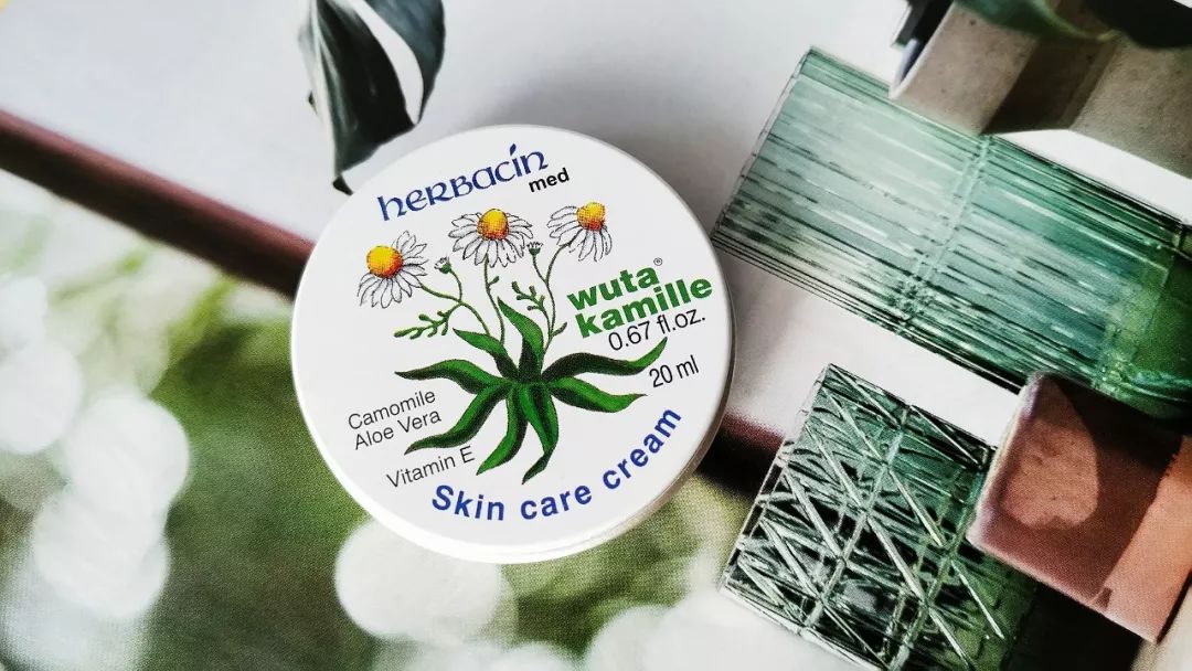 德国小甘菊护手霜出限量礼盒啦！J9国际集团拥有112年历史的(图17)